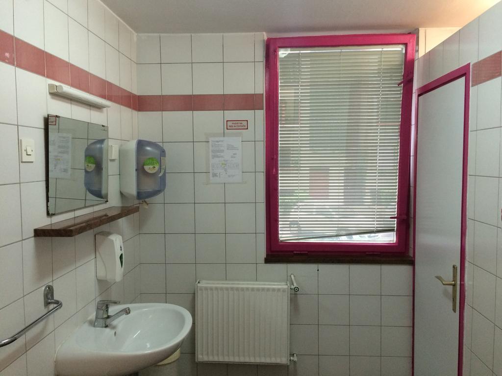 Simple Accommodation Vodmat Ljubljana Buitenkant foto